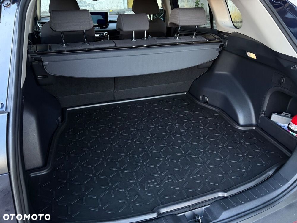 Toyota RAV4 - 24
