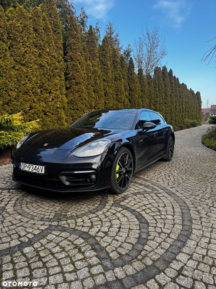 Porsche Panamera 4S - 4