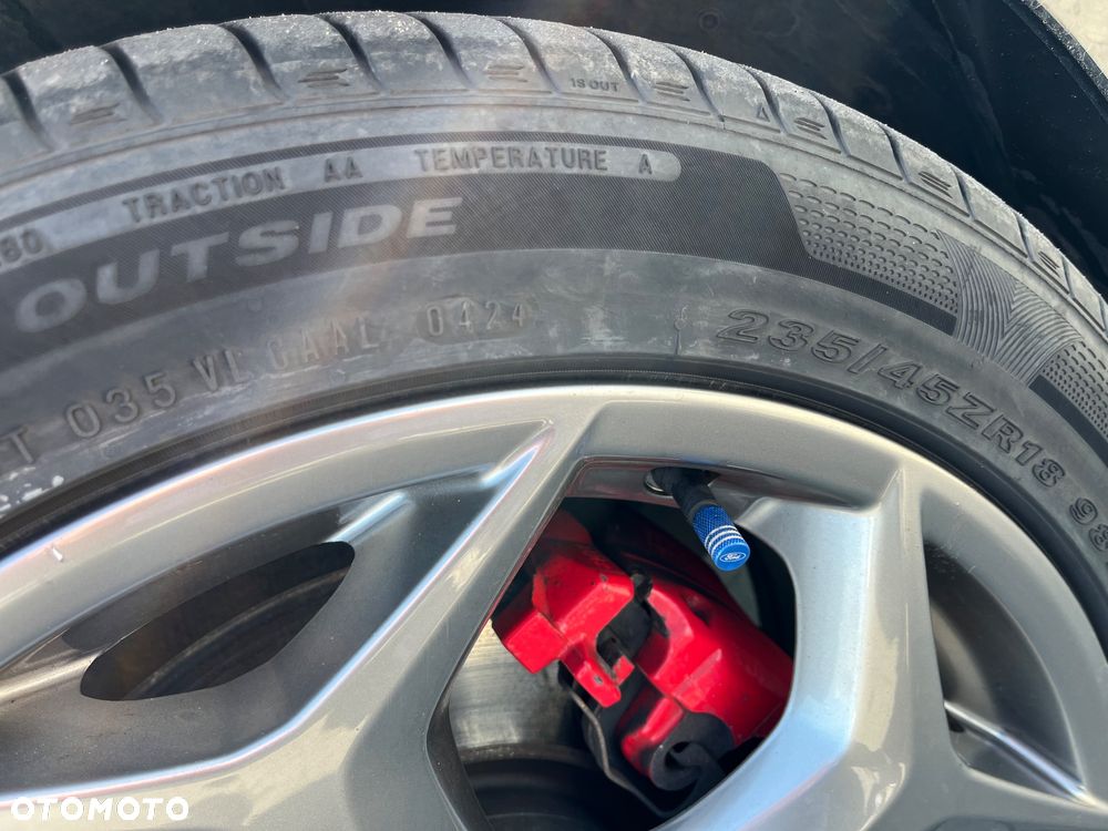 Ford Focus 2.0 EcoBoost ST - 8