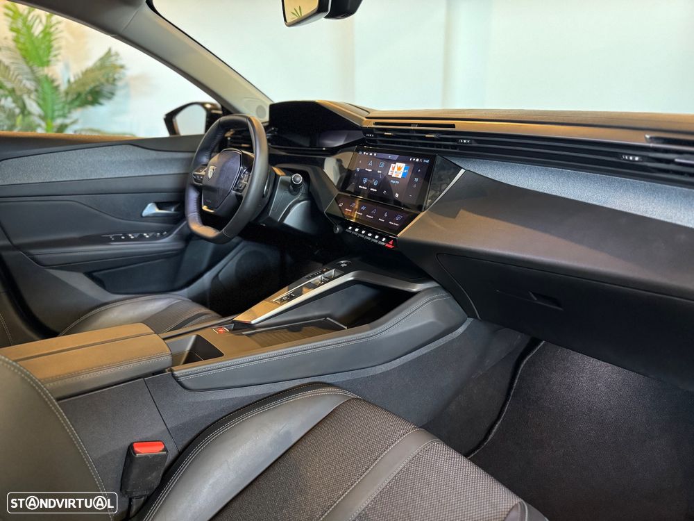 Peugeot 308 1.5 BlueHDi Allure Pack EAT8 - 28