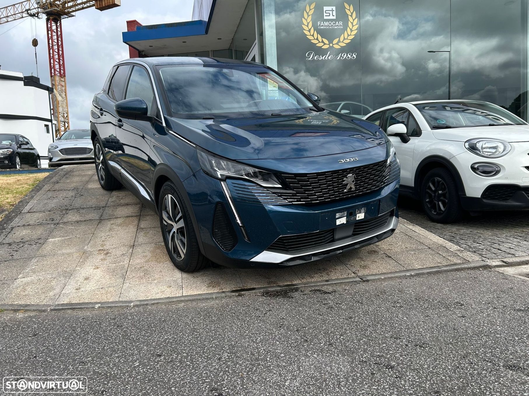 Peugeot 3008 1.6 Hybrid Allure e-EAT8 - 1