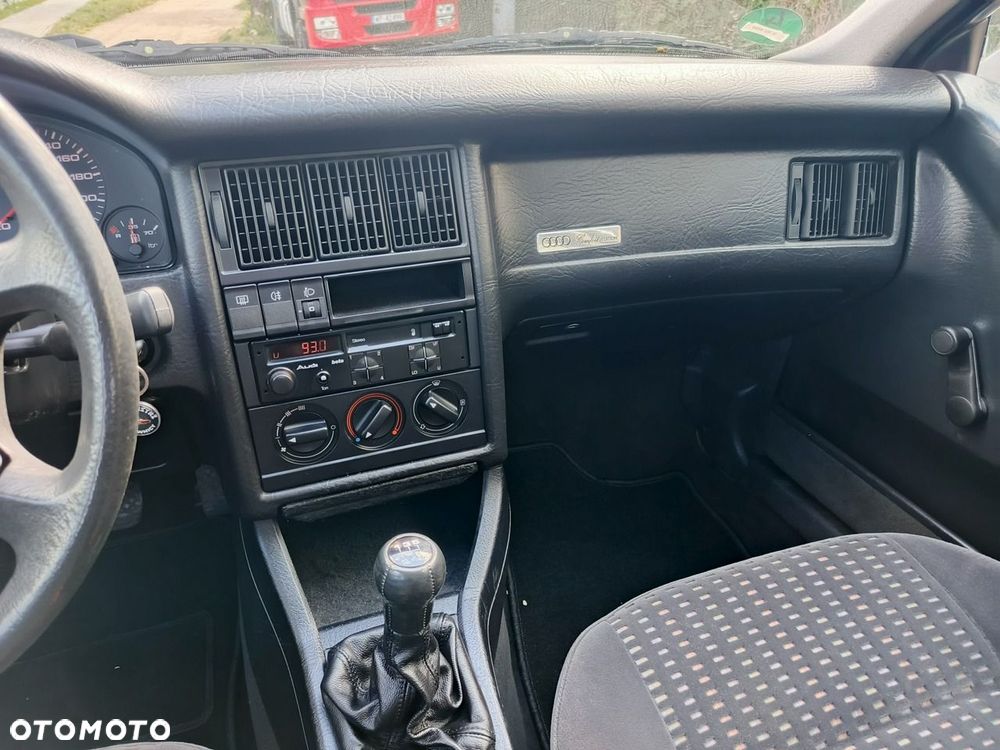 Audi 80 1.8 S - 12