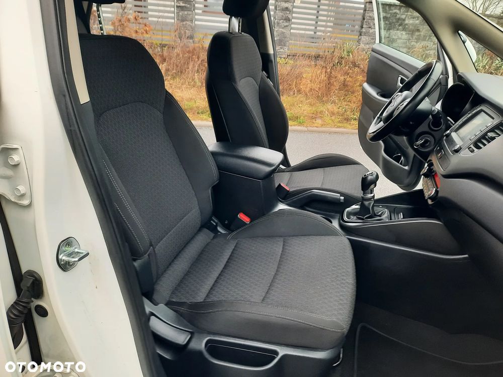 Kia Carens 1.6 GDI L 7os - 22