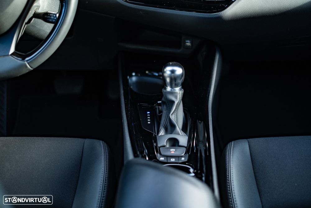 Toyota C-HR 1.8 Hybrid Square Collection - 24