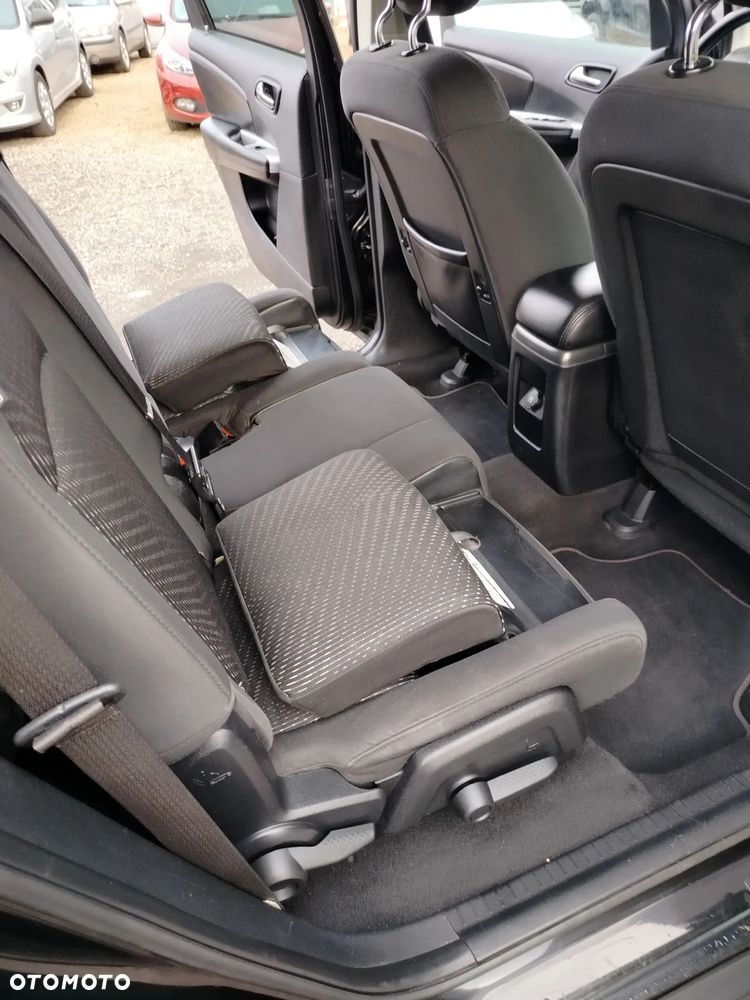 Fiat Freemont 2.0 Multijet 16V DPF Urban - 38