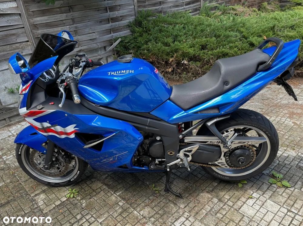 Triumph Sprint - 1