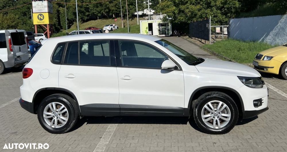 Volkswagen Tiguan 2.0 TDI DPF BlueMotion Technology Trend & Fun - 20
