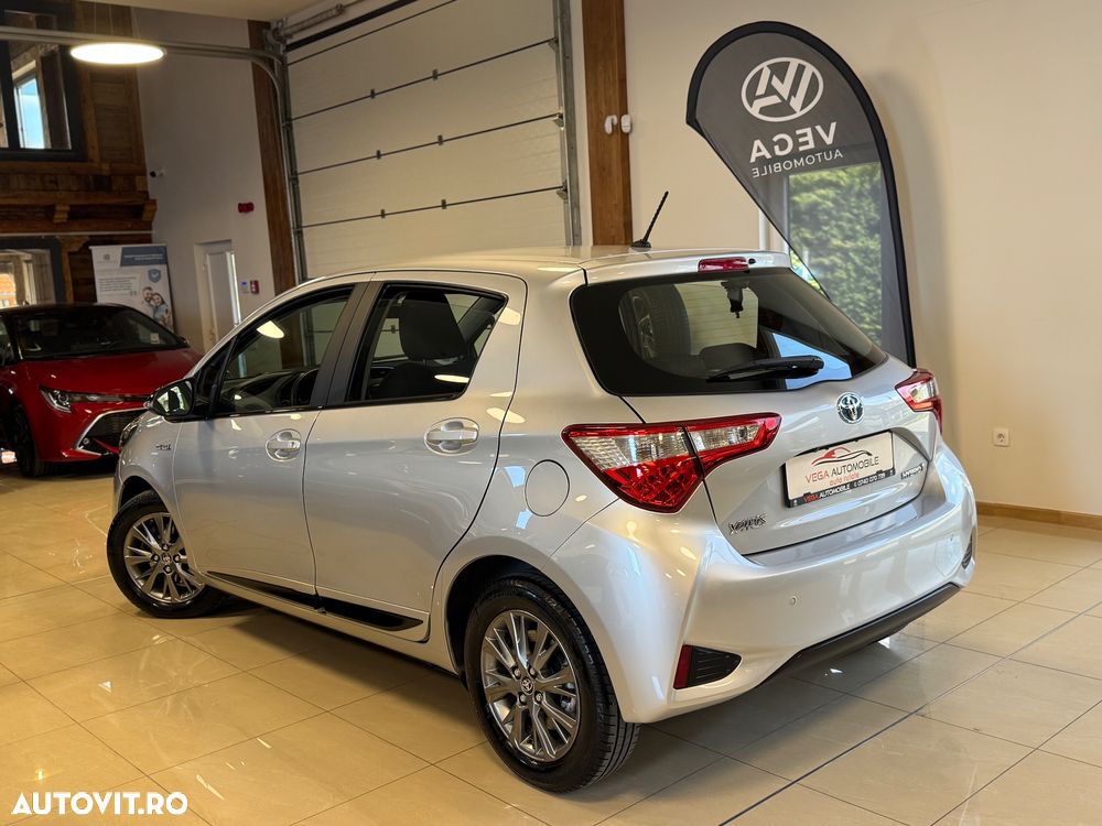 Toyota Yaris 1.5 VVT-i HSD Dynamic - 5