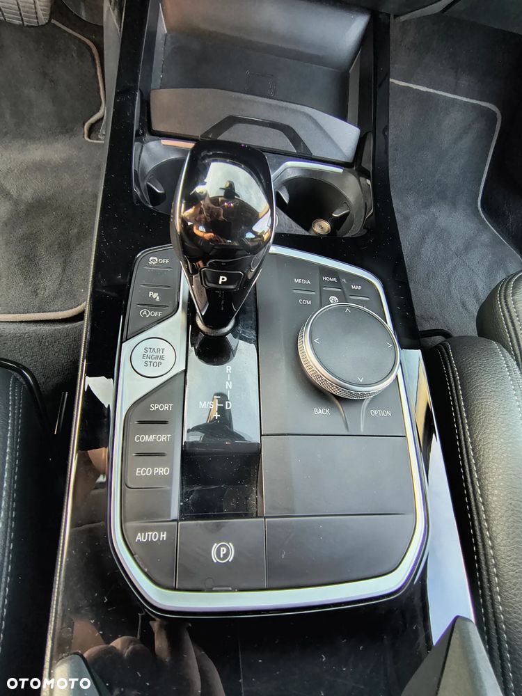 BMW Seria 1 - 16
