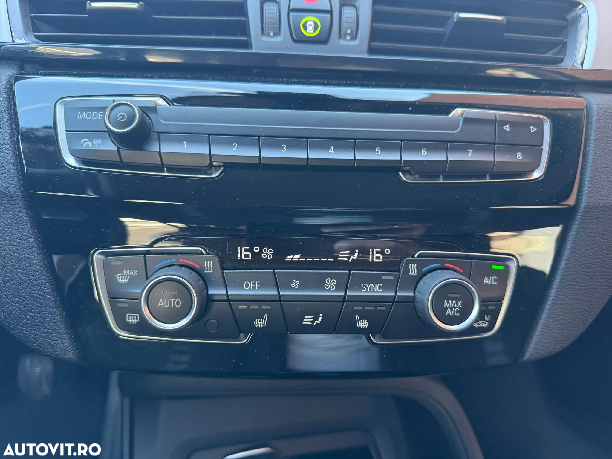 BMW X1 sDrive18i xLine - 28