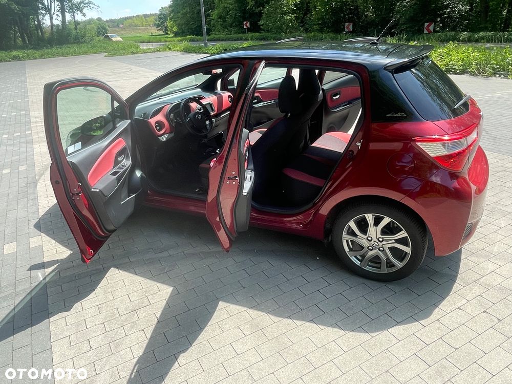 Toyota Yaris 1.5 Selection - 11