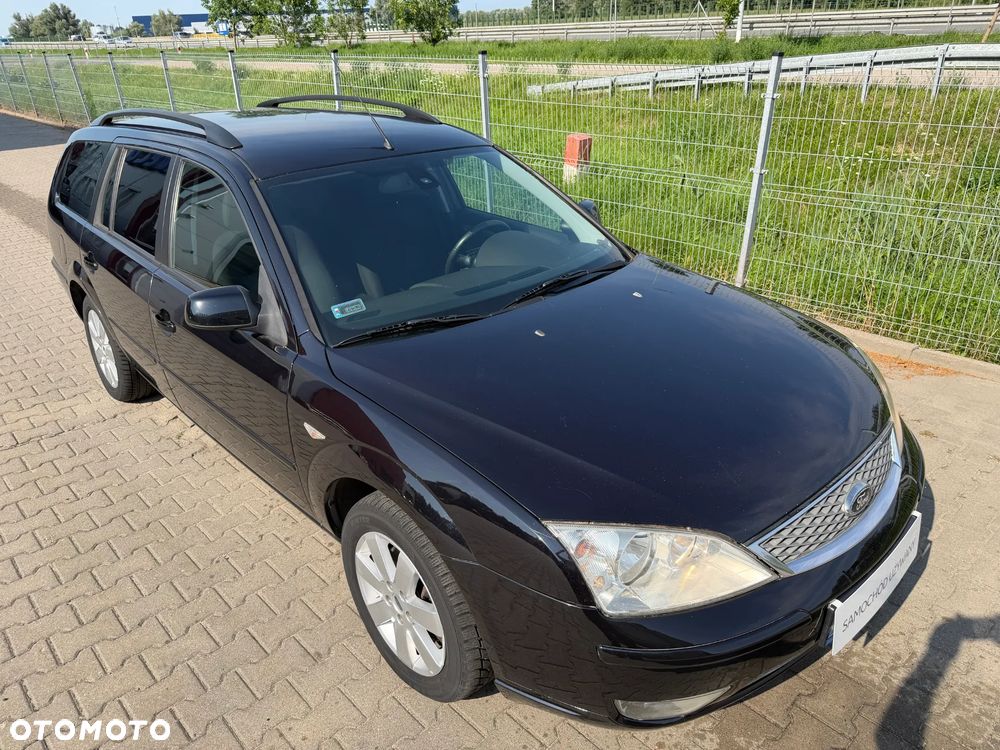 Ford Mondeo 1.8 Titanium - 5