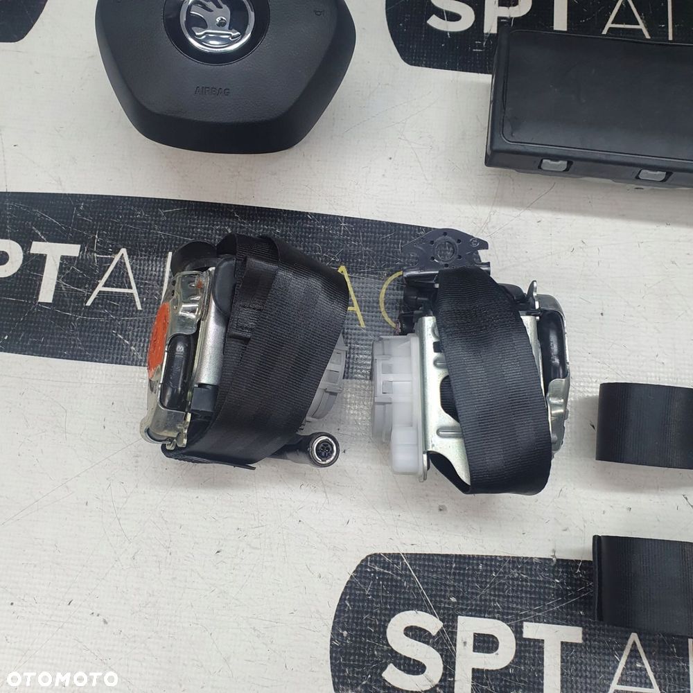 SKODA KAROQ SPORTLINE LIFT DESKA ROZDZIELCZA KONSOLA KOKPIT PULPIT PODUSZKI AIRBAG AIR BAG PASY KIT SET - 8