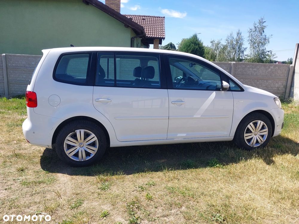 Volkswagen Touran 1.6 TDI DPF DSG Cup - 5