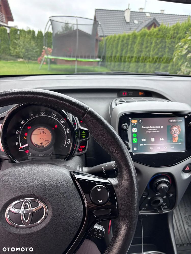 Toyota Aygo x-play - 10