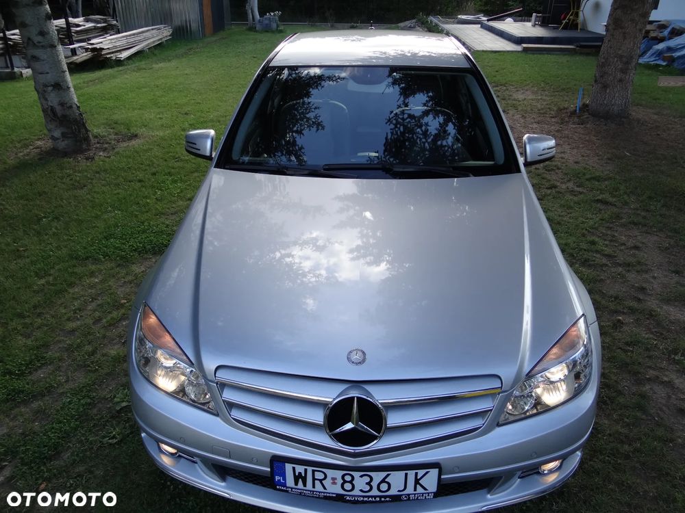 Mercedes-Benz Klasa C 180 BlueEFFICIENCY 7G-TRONIC Avantgarde - 2