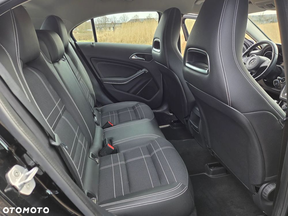 Mercedes-Benz Klasa A 200 Activity Edition - 12