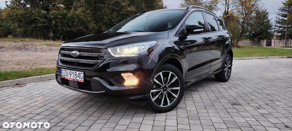 Ford Kuga 1.5 EcoBoost 2x4 ST-Line - 1