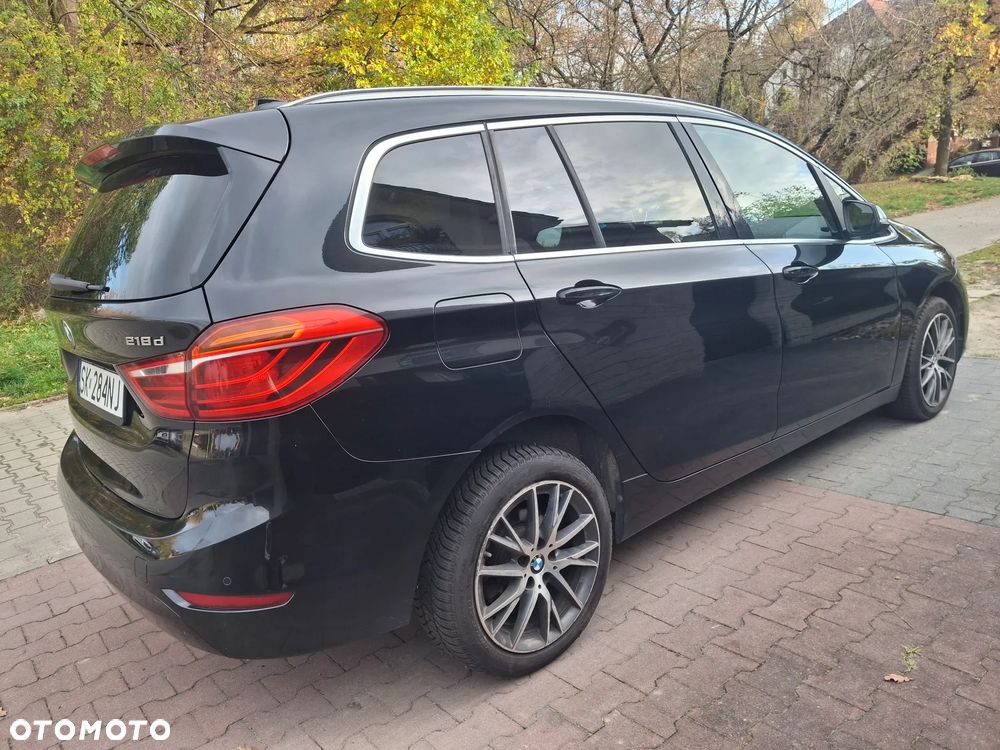 BMW Seria 2 218d - 5