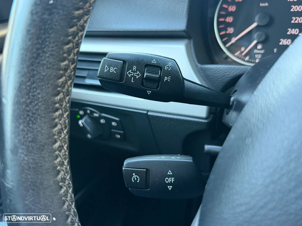 BMW 320 d Exclusive - 13