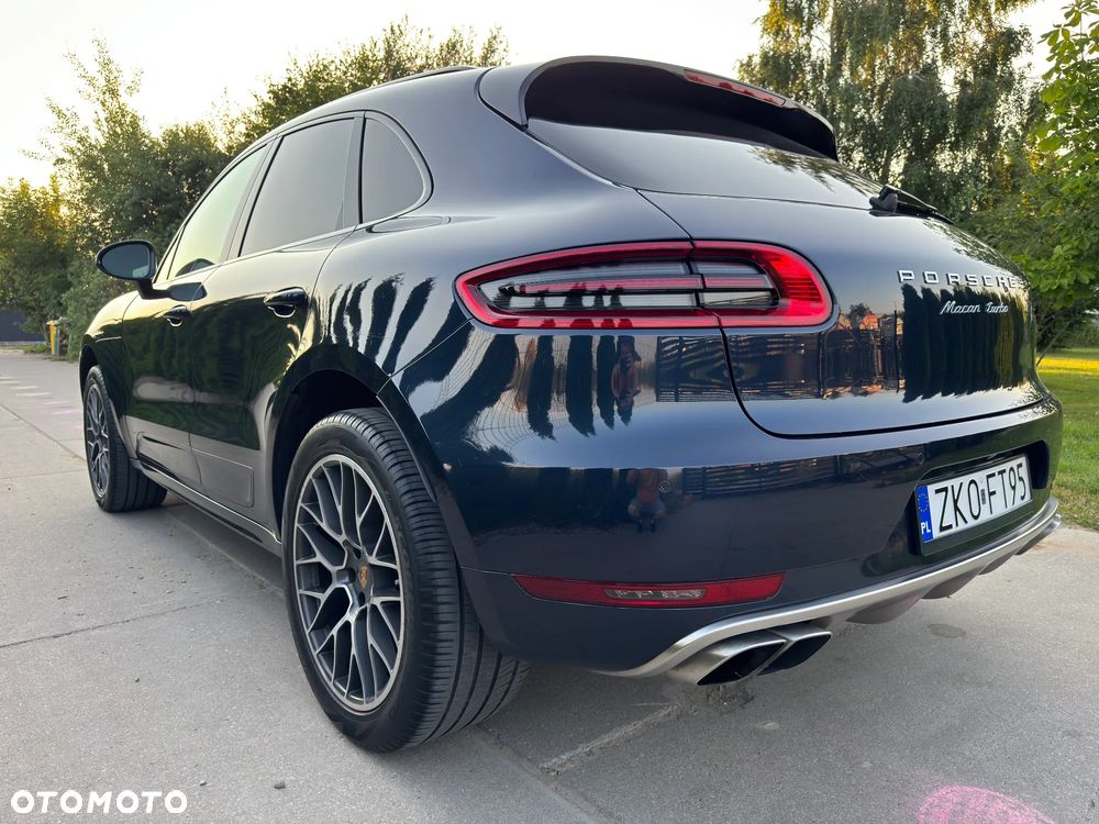 Porsche Macan Turbo PDK - 12
