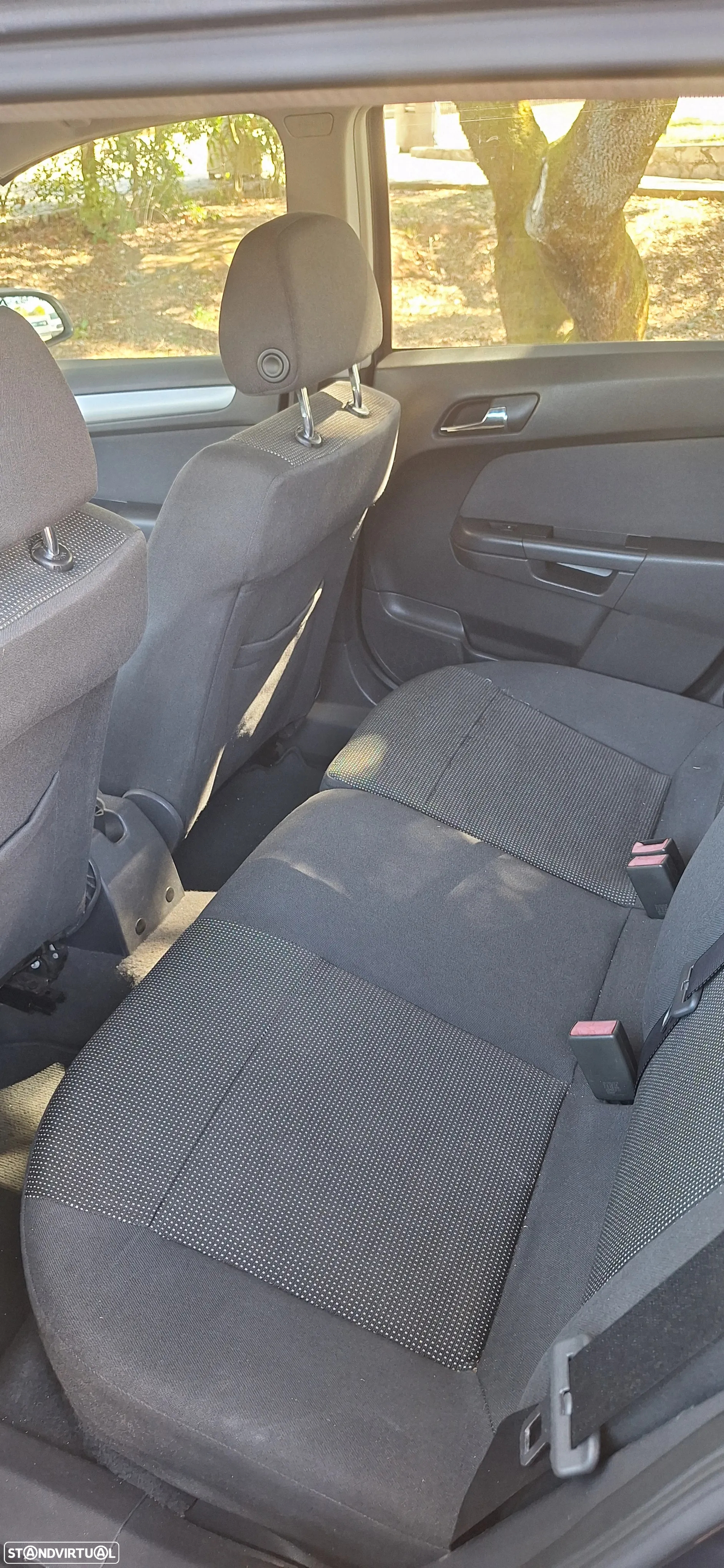 Opel Astra Caravan - 3