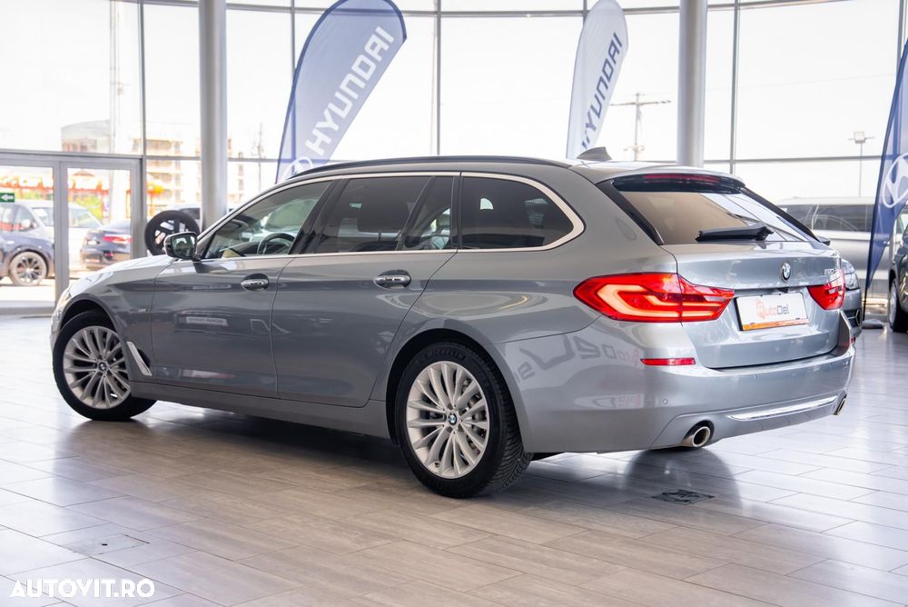 BMW Seria 5 520d Aut. Luxury Line - 12