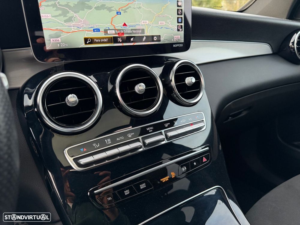 Mercedes-Benz GLC 300 e Coupé 4Matic - 33