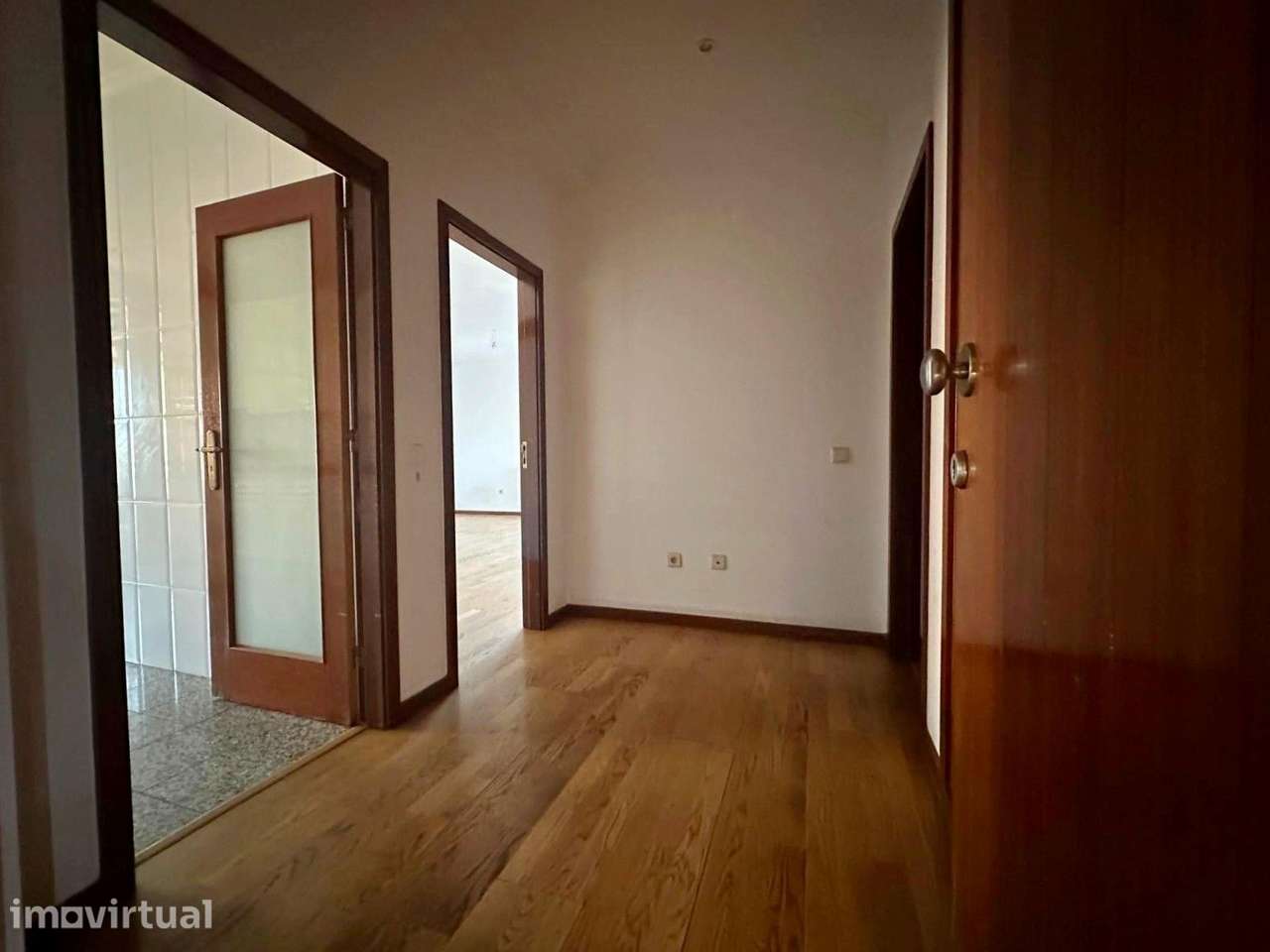Apartamento, para venda, Vila Nova de Gaia - Vilar de Andorinho - Grande imagem: 3/28