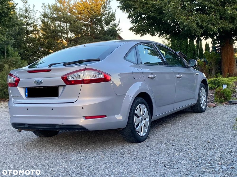 Ford Mondeo 2.0 Ghia Executive - 14