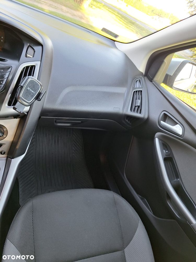 Ford Focus 1.0 EcoBoost Edition - 11