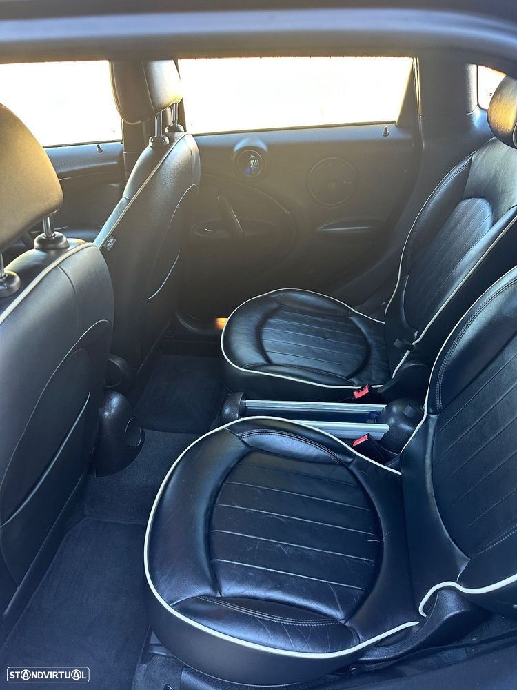 MINI Countryman Cooper Auto - 32