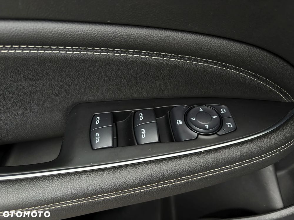 Opel Insignia 1.5 DI Turbo - 32