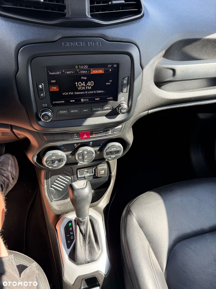 Jeep Renegade 1.4 MultiAir DSG Longitude - 17