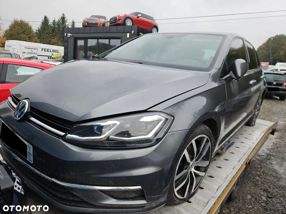 Volkswagen Golf 2.0 TDI BlueMotion Technology DSG Highline - 4