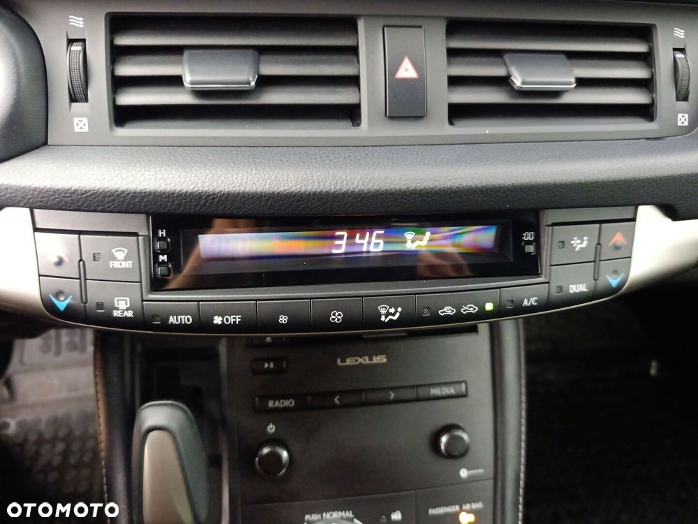 Lexus CT 200h F Sport - 31