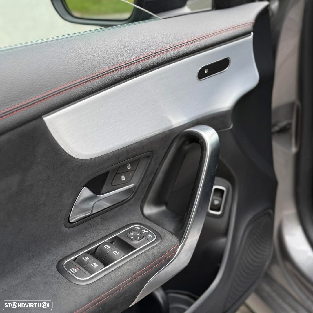 Mercedes-Benz CLA 200 - 11