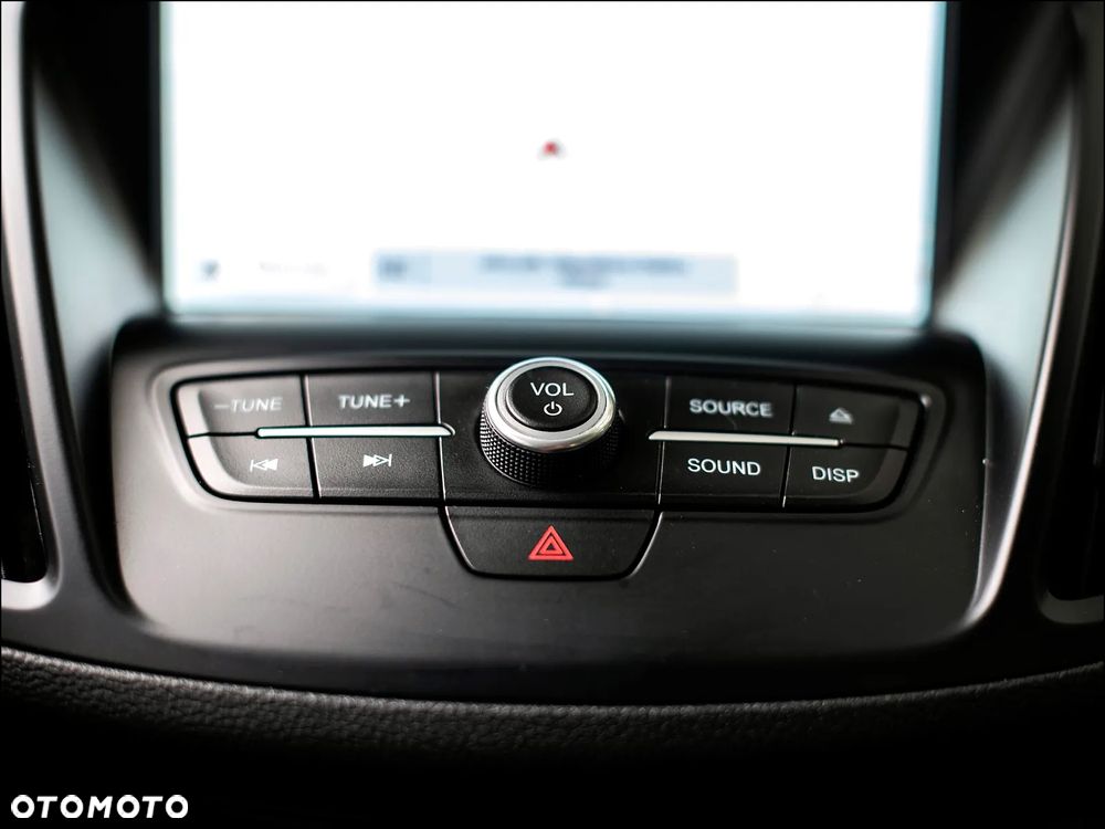 Ford Kuga - 22