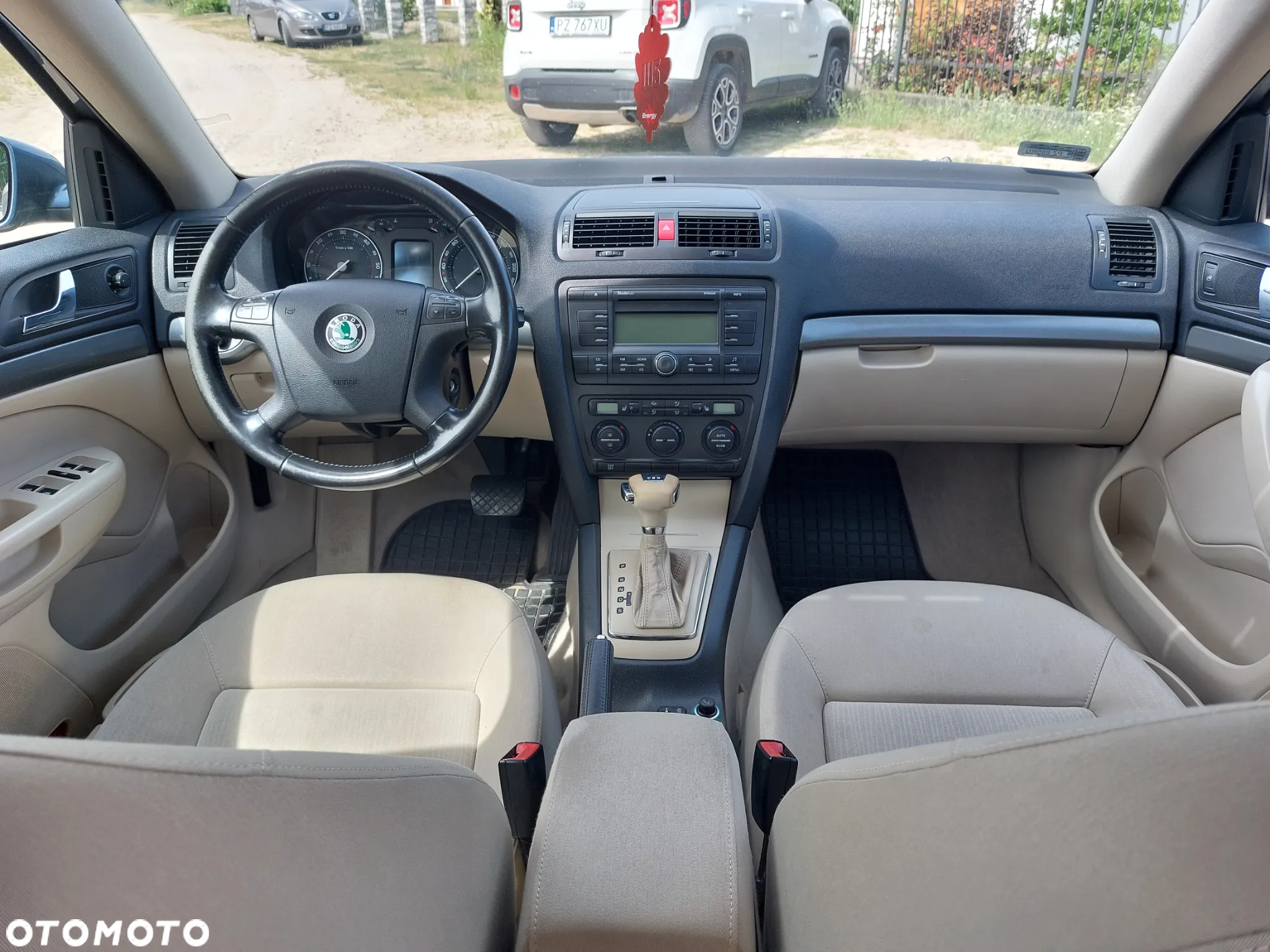 Skoda Octavia 1.9 TDI DPF DSG Elegance - 10