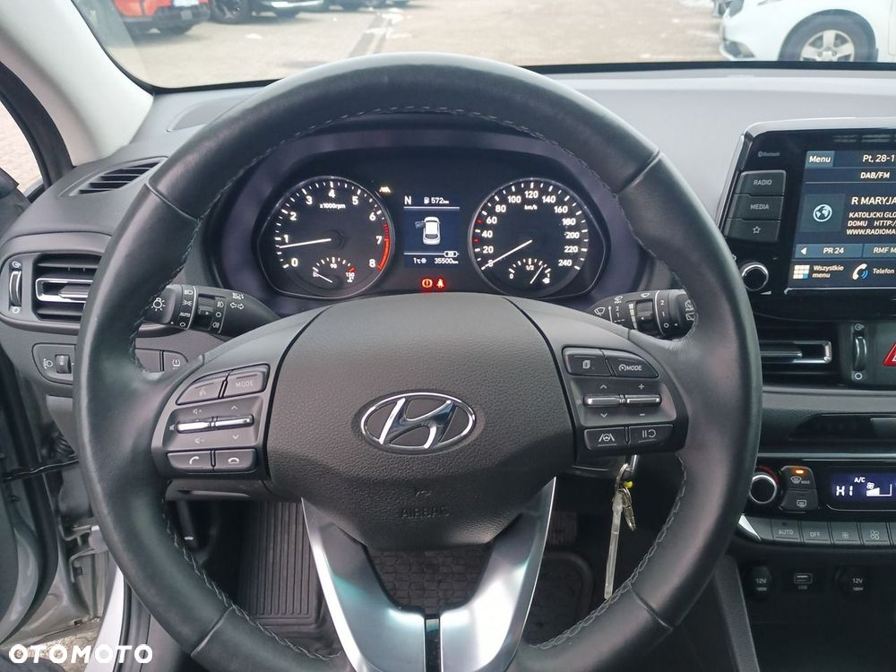 Hyundai i30 1.5 T-GDI 48V Smart - 23