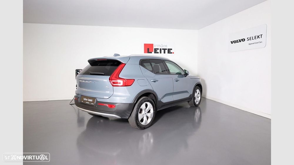 Volvo XC 40 1.5 T2 Momentum Plus — fotografia 6