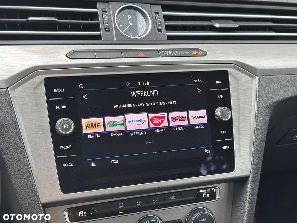 Volkswagen Passat Variant - 19