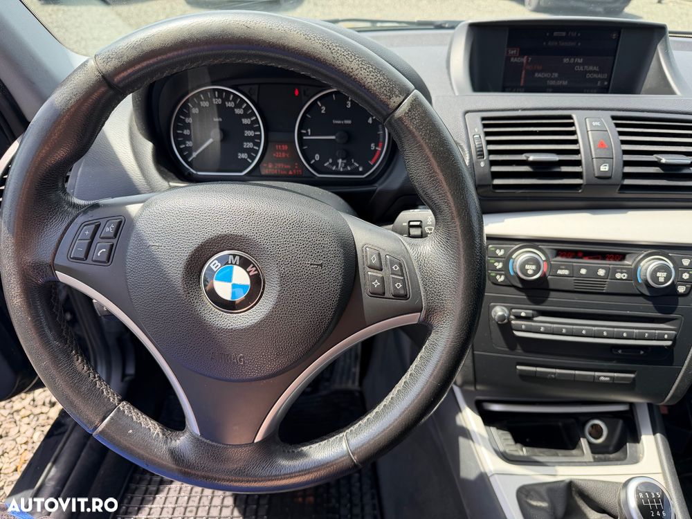 BMW Seria 1 116d - 14