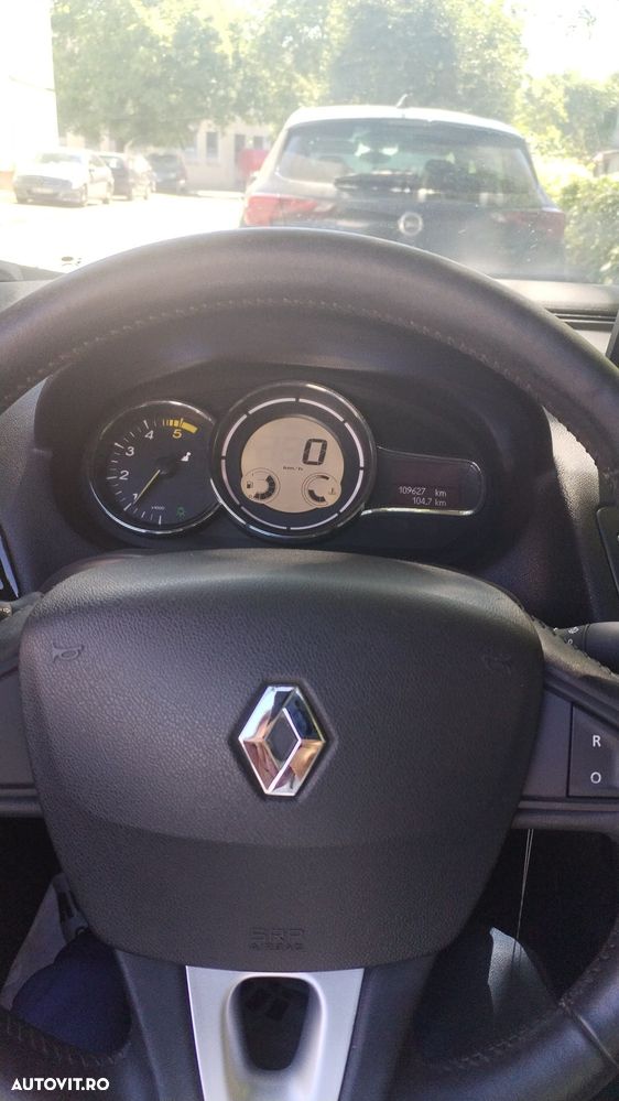 Renault Megane - 9