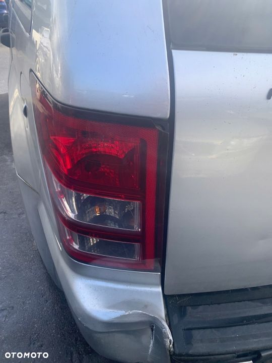 JEEP Grand Cherokee WK 05-10 lampa lewa tylna