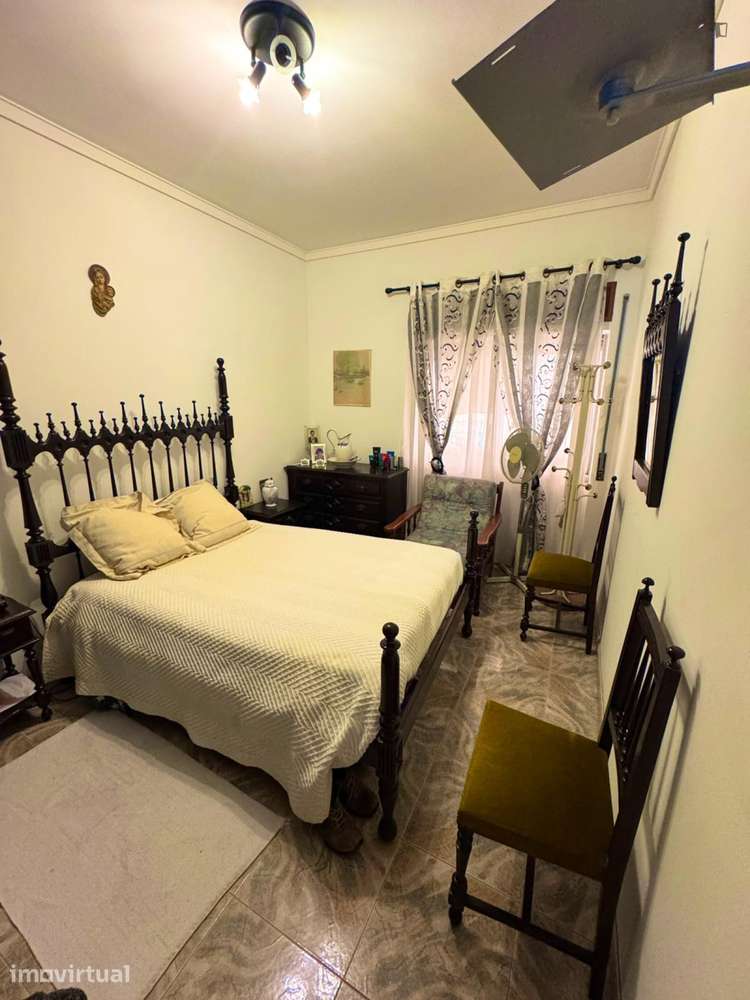 Quarto - localizado em Setubal - Grande imagem: 4/8