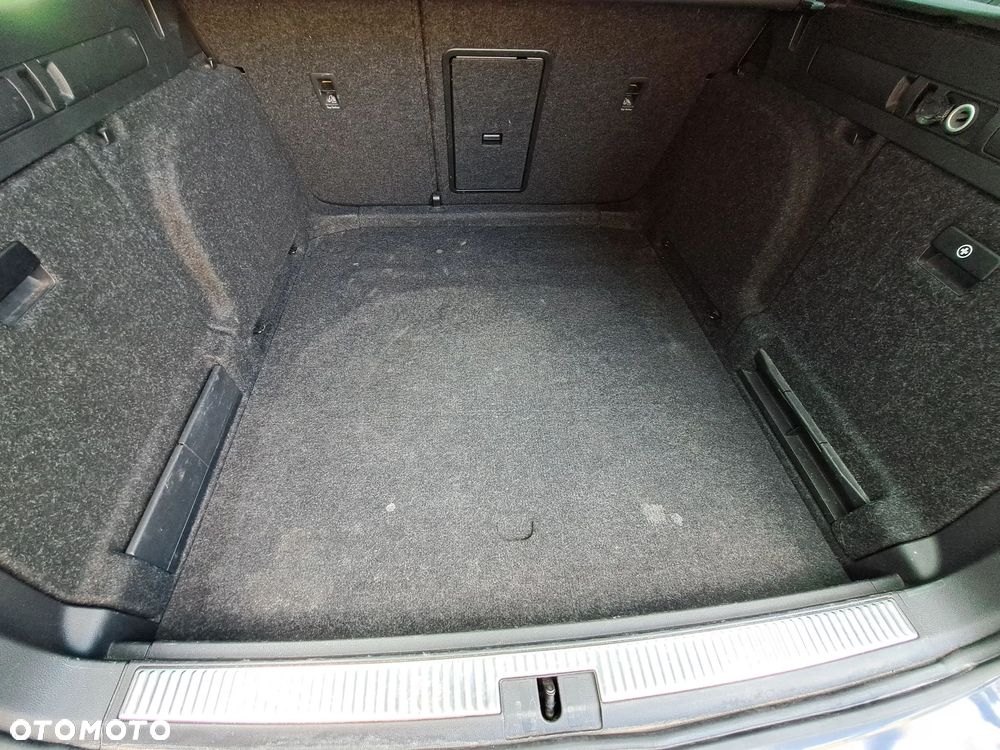 Skoda Superb 2.0 TDI SCR Style DSG - 16