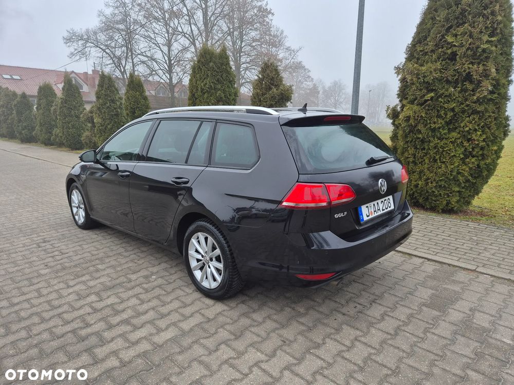 Volkswagen Golf 1.6 TDI BlueMotion Technology Lounge - 4