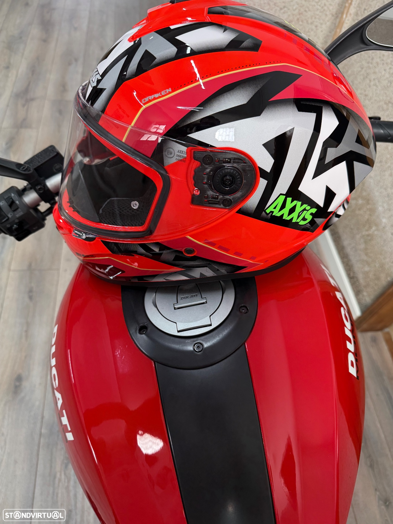 Ducati Monster 796 - 11