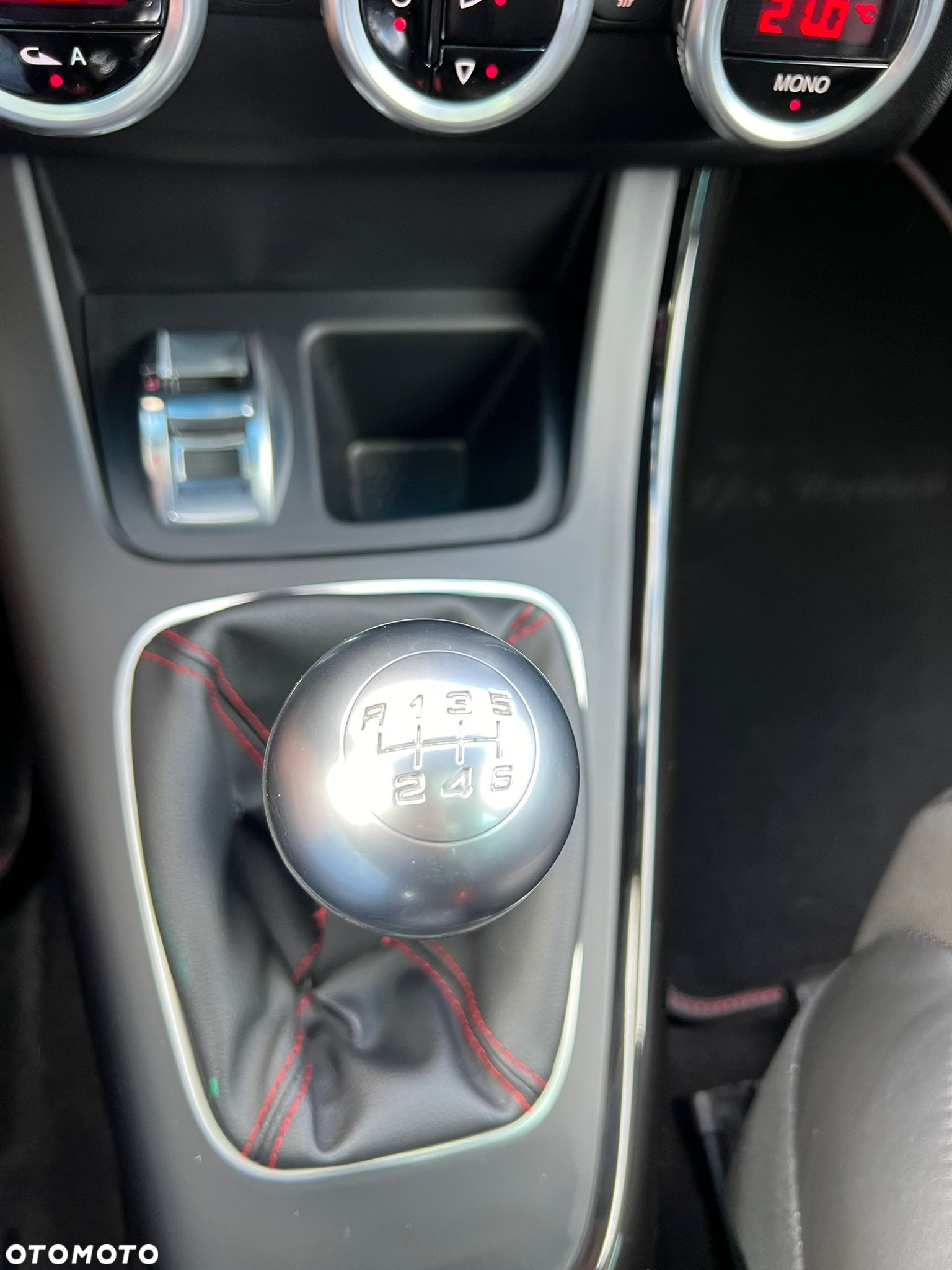 Alfa Romeo Giulietta 1.8 TBi 16V Quadrifoglio Verde - 17
